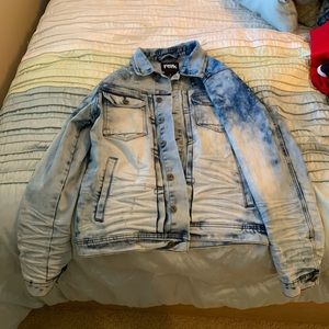 men jean jacket size medium